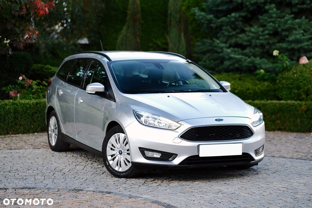 Ford Focus 1.6 Trend Sport PowerShift - 3