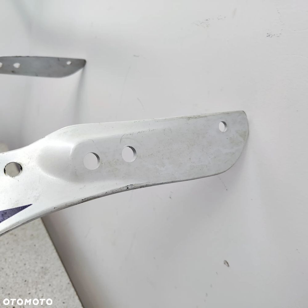 Czacha, czasza, owiewka przód, osłona lampy Suzuki GSX-R 600 750 GSXR 600 750 Srad - 2