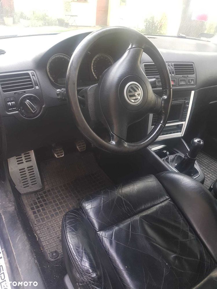 Volkswagen Bora - 8