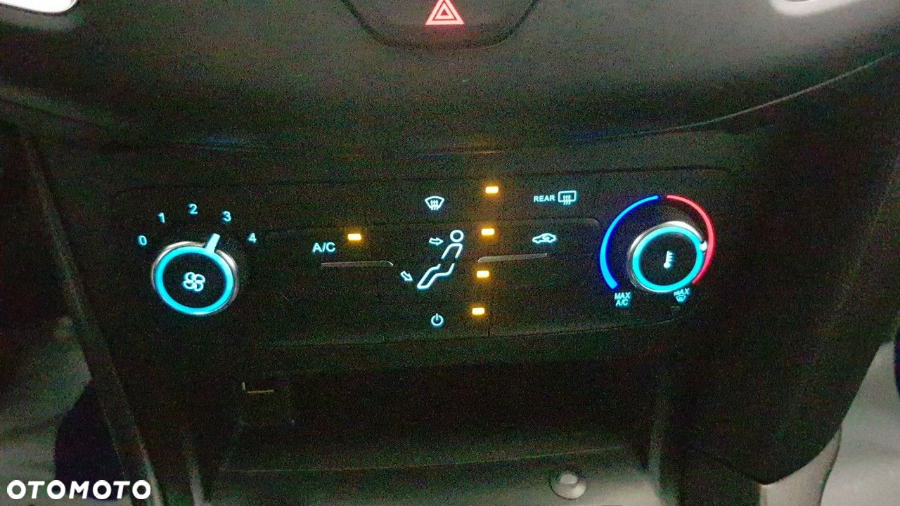 Ford Focus - 29
