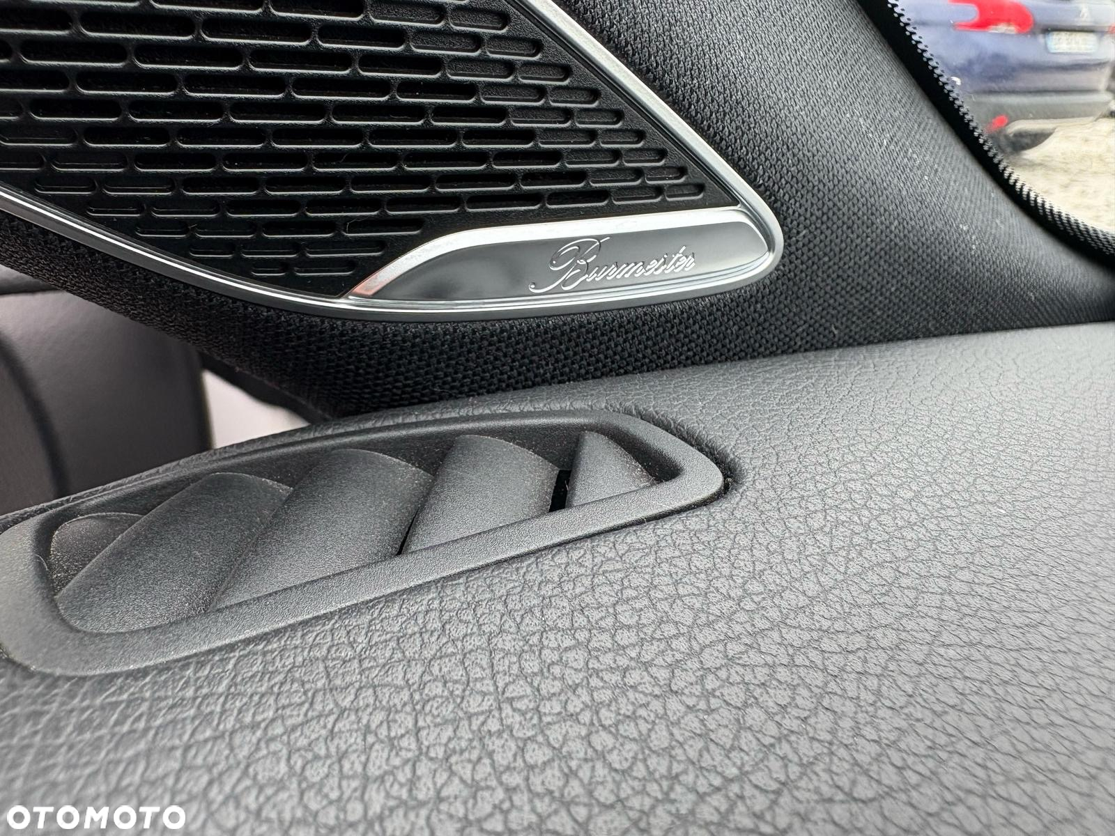 Mercedes-Benz CLA 250 4-Matic AMG Line 7G-DCT - 24