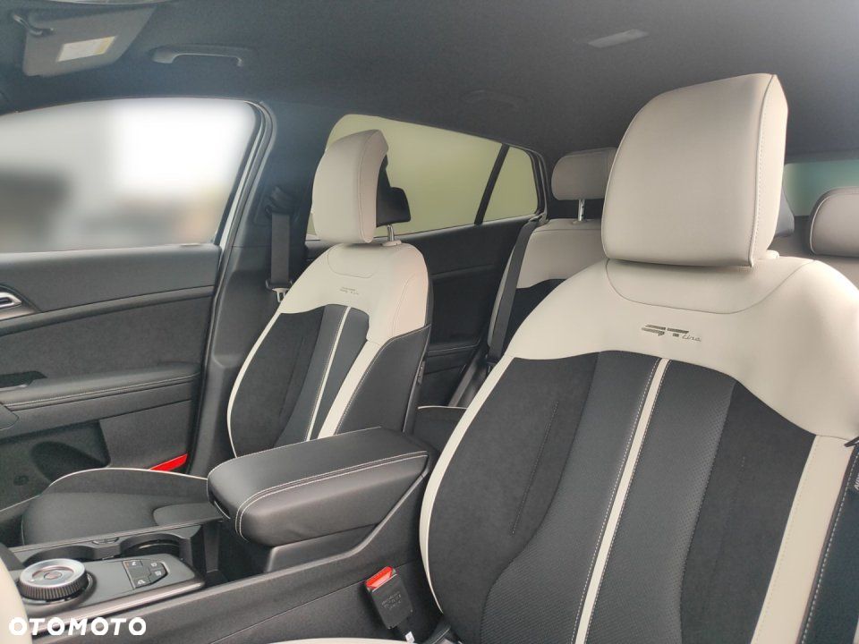 Kia Sportage - 11