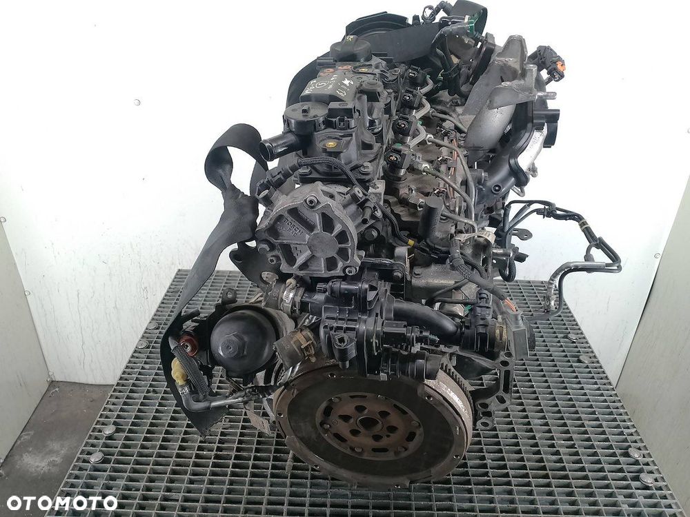 SILNIK PEUGEOT 308 II (T9) 9H05  10JBFC 1.6 e-HDI - 4