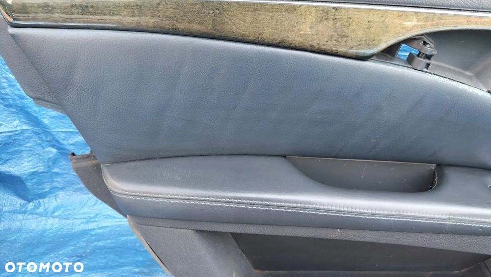 BOCZEK BOCZKI TAPICERKA DRZWI LEWY PRAWY PRZÓD PRZEDNI TYŁ TYLNY 6C37 KOMPLET MERCEDES W211 E55 AMG - 4