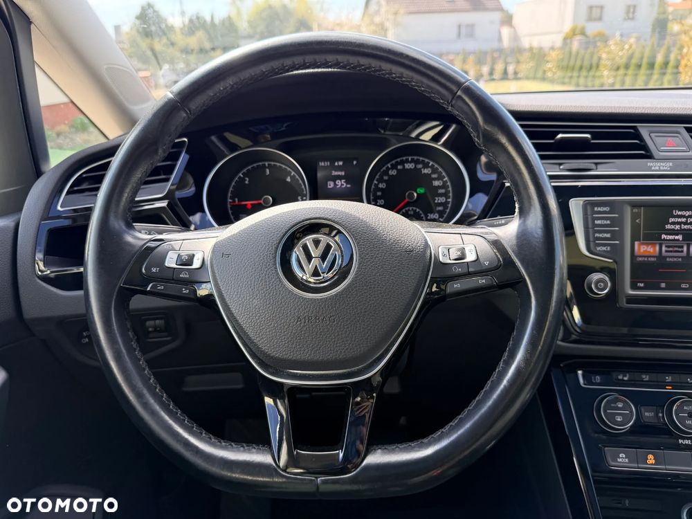 Volkswagen Touran 2.0 TDI BMT Highline DSG - 26