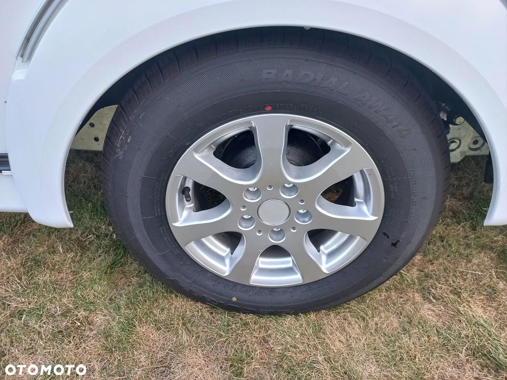 KNAUS Sport 400 LK, Piętrowe łóżko - 38