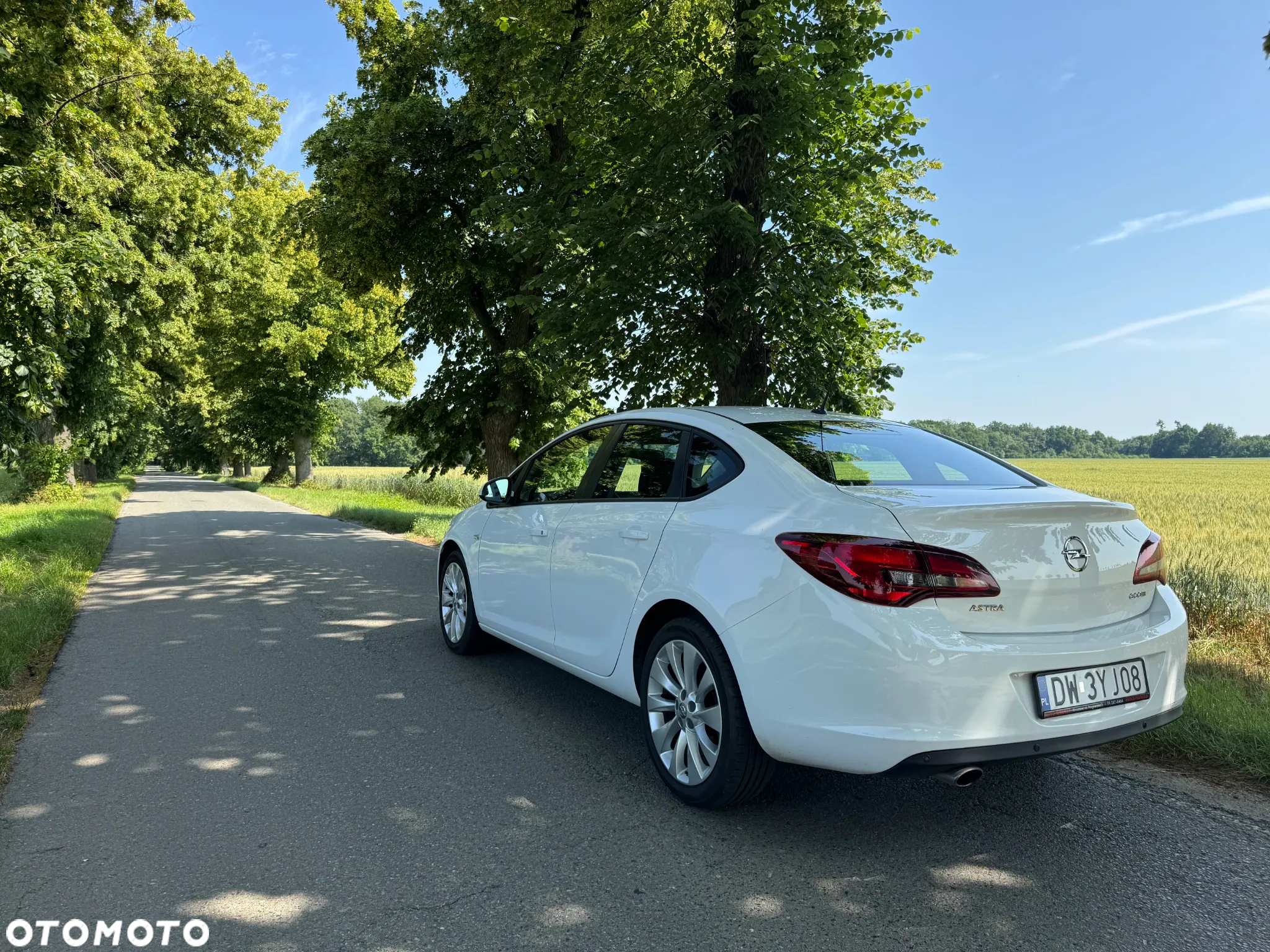 Opel Astra IV 1.4 T Active - 4