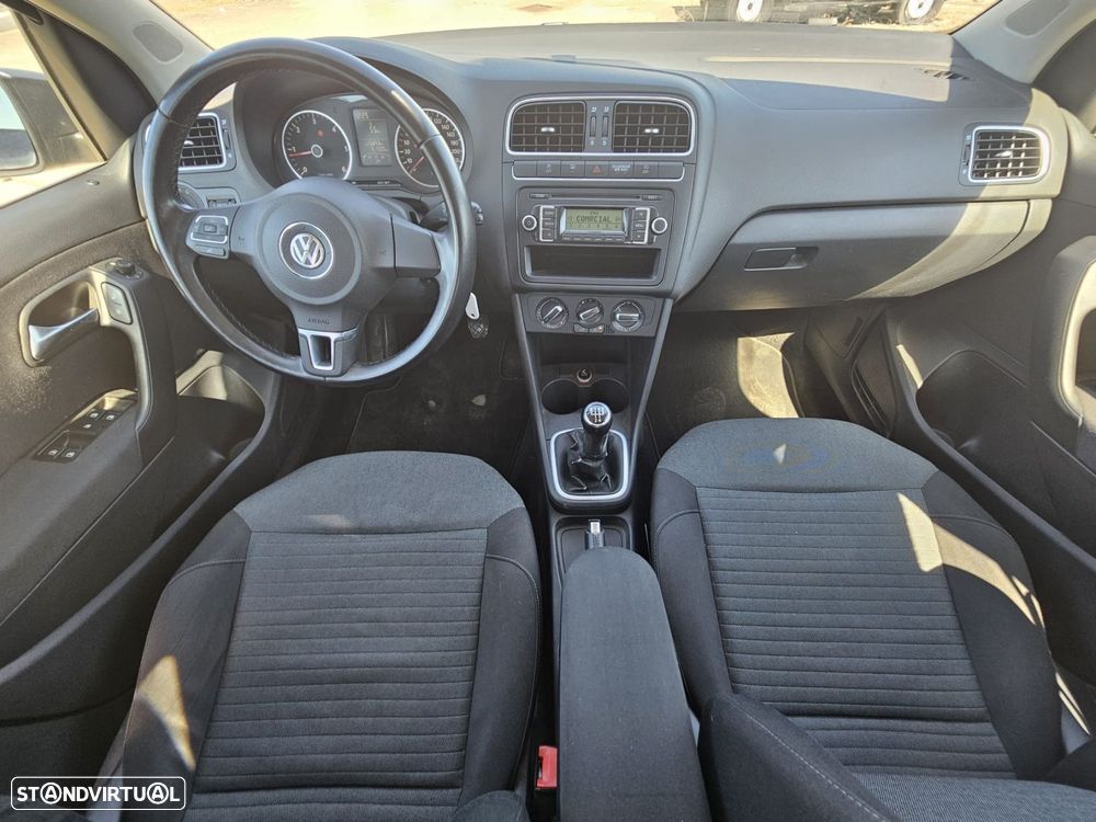 VW Polo 1.6 TDI Confortline BlueMotion - 17