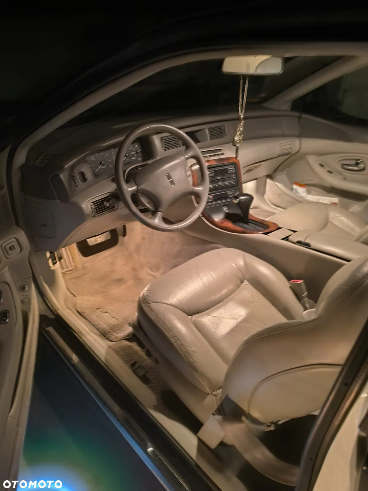 Lincoln Mark VIII 4.6 LSC - 37