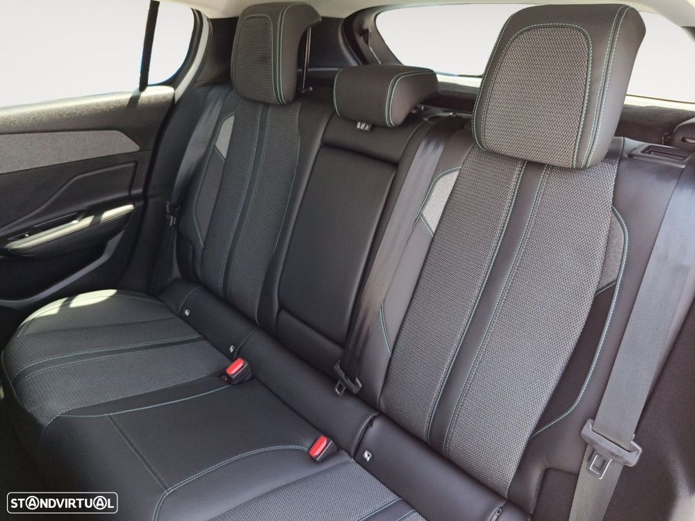 Peugeot 308 1.2 PureTech Allure - 13