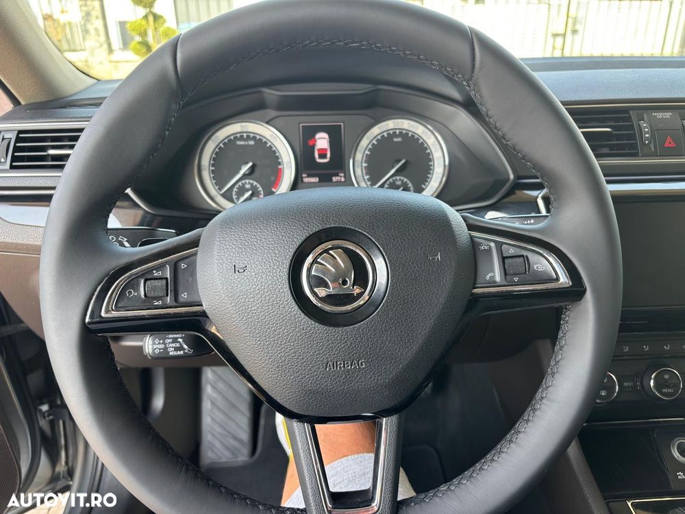 Skoda Superb 2.0 TDI DSG 4X4 Laurin & Klement - 13