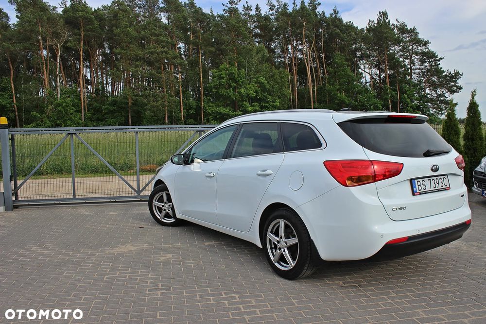 Kia Ceed 1.6 CRDi L Business Line - 27