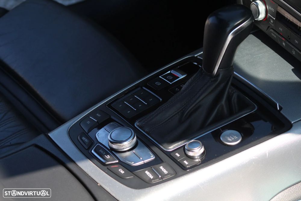 Audi A6 Avant 2.0 TDi Business Line S-line S tronic - 26