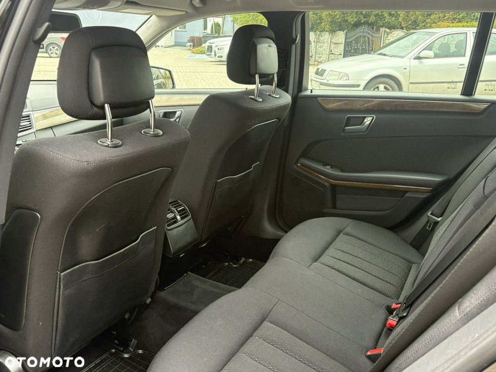 Mercedes-Benz Klasa E - 11