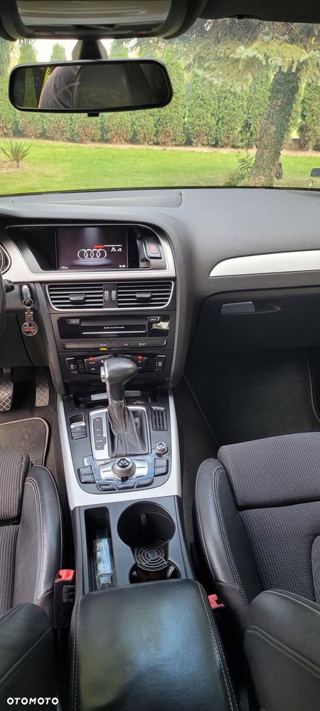 Audi A4 Limousine - 17