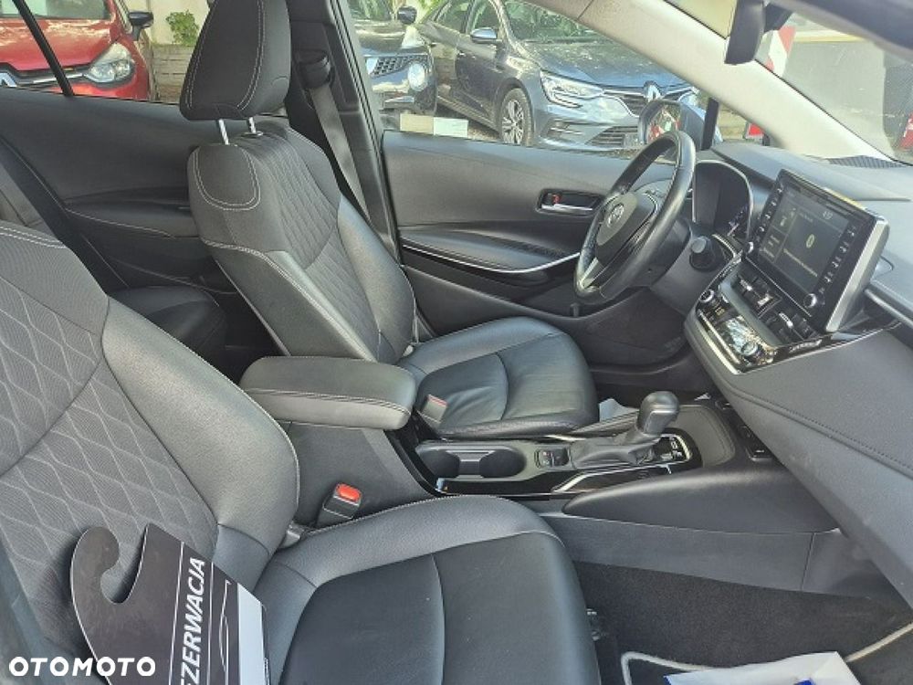 Toyota Corolla - 23
