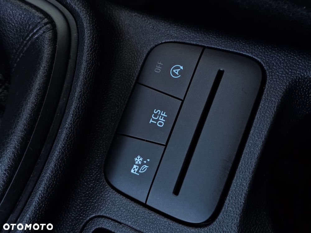 Ford Fiesta - 12