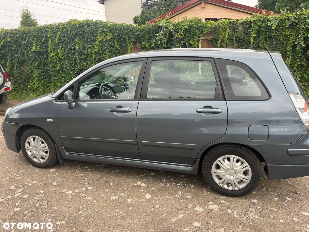 Suzuki Liana - 1