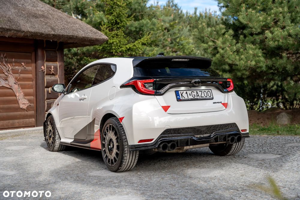Toyota GR Yaris 1.6 Dynamic - 12
