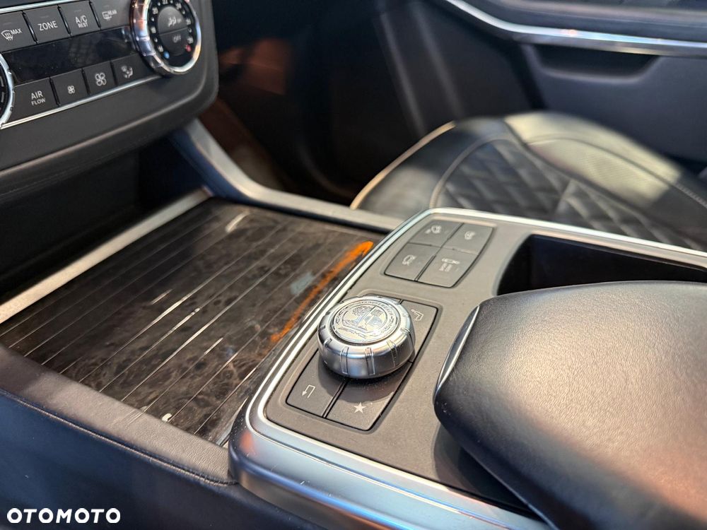 Mercedes-Benz GL 500 4-Matic - 13