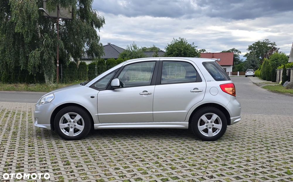 Suzuki SX4 1.6 Comfort - 8