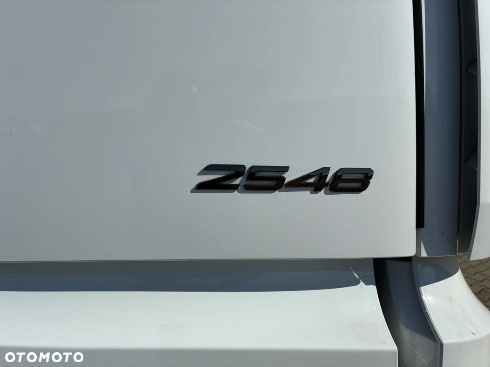 Mercedes-Benz Actros 2548 LS - 8