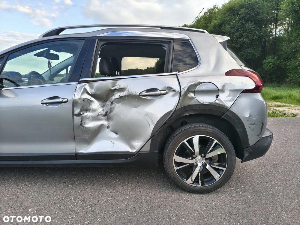 Peugeot 2008 1.6 BlueHDi Allure - 10
