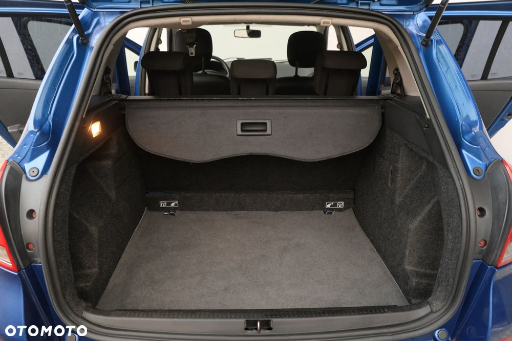 Renault Clio 1.2 16V Confort Privilege - 25