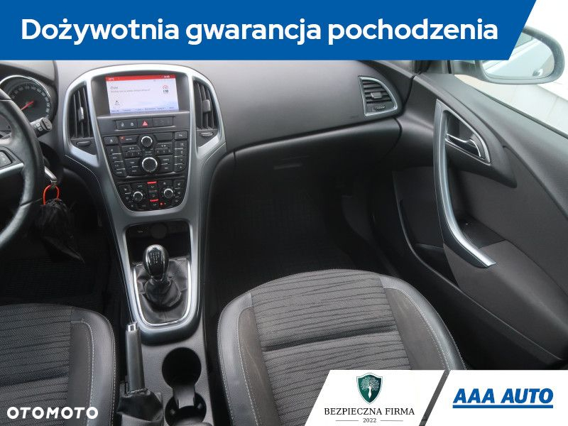 Opel Astra - 9