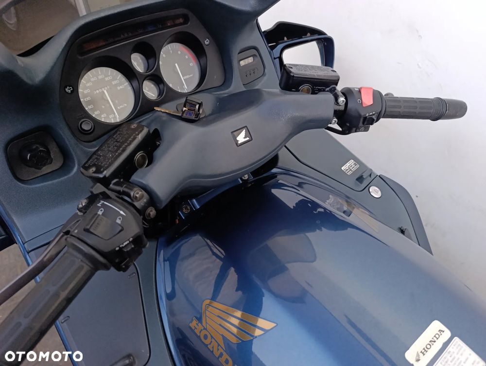 Honda ST - 15