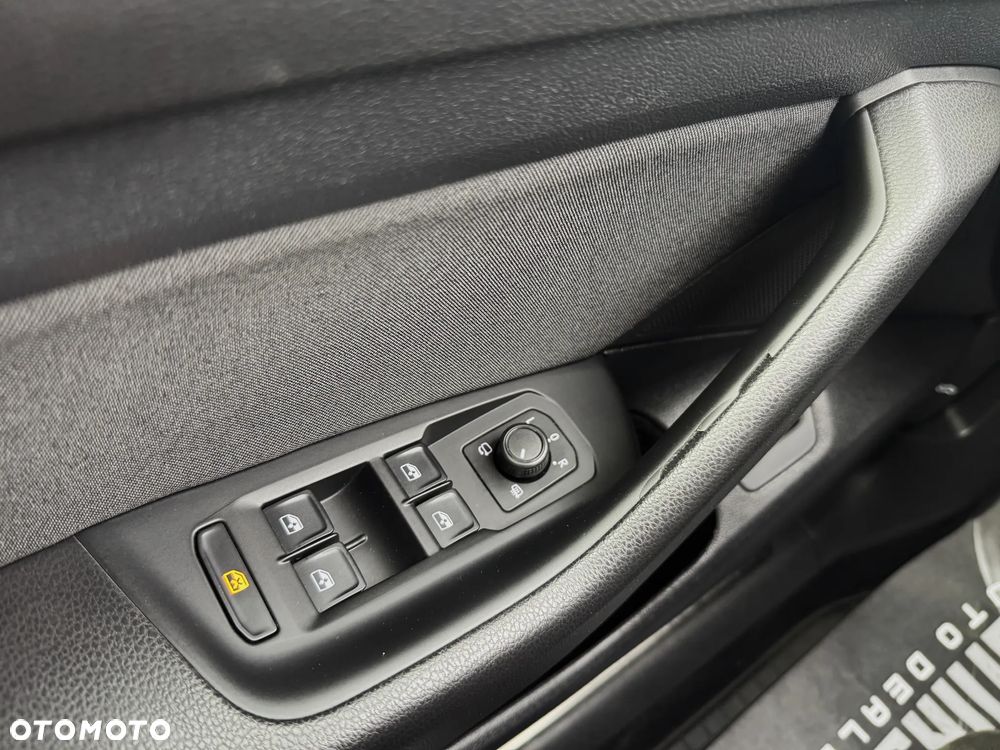 Volkswagen Arteon 2.0 TDI SCR DSG Elegance - 27