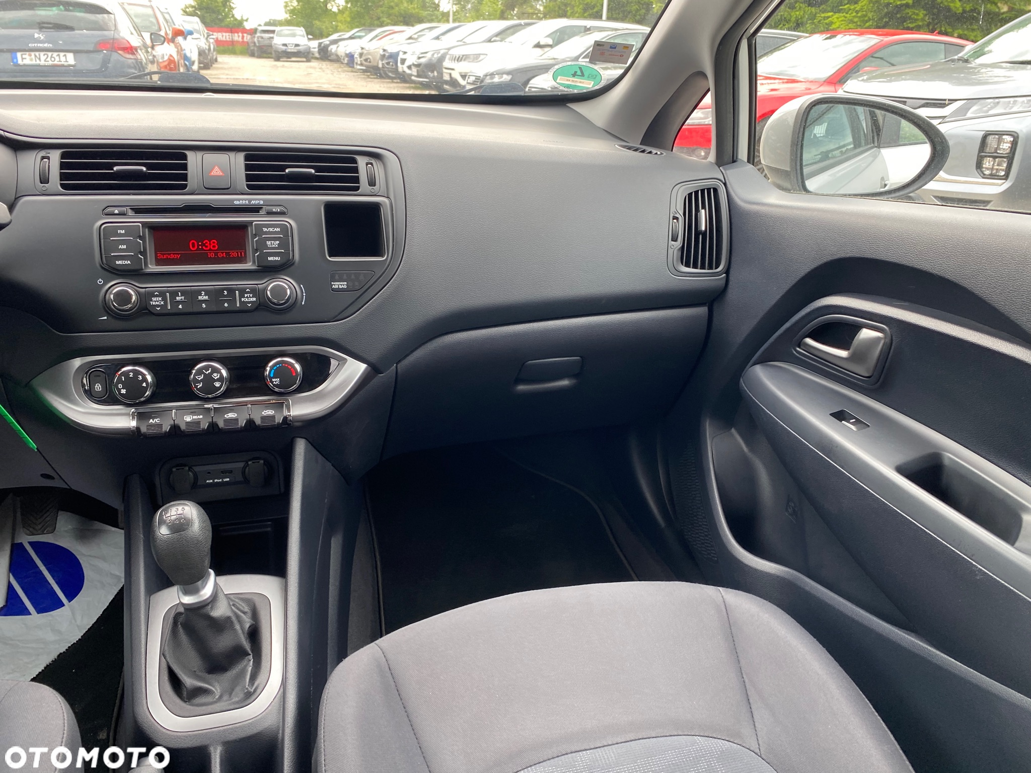 Kia Rio 1.4 Edition 7 - 28