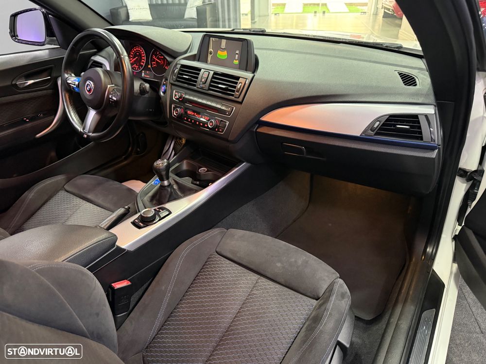 BMW 118 d Pack M - 8