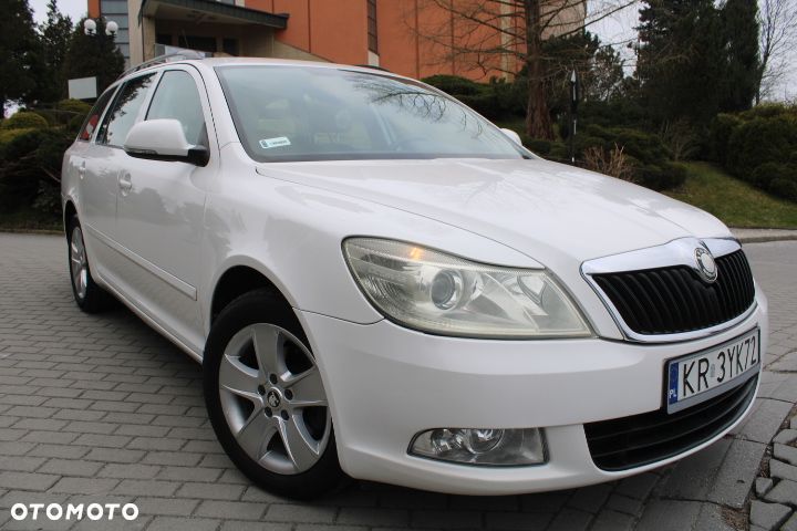 Skoda Octavia 1.6 TDI Elegance - 6