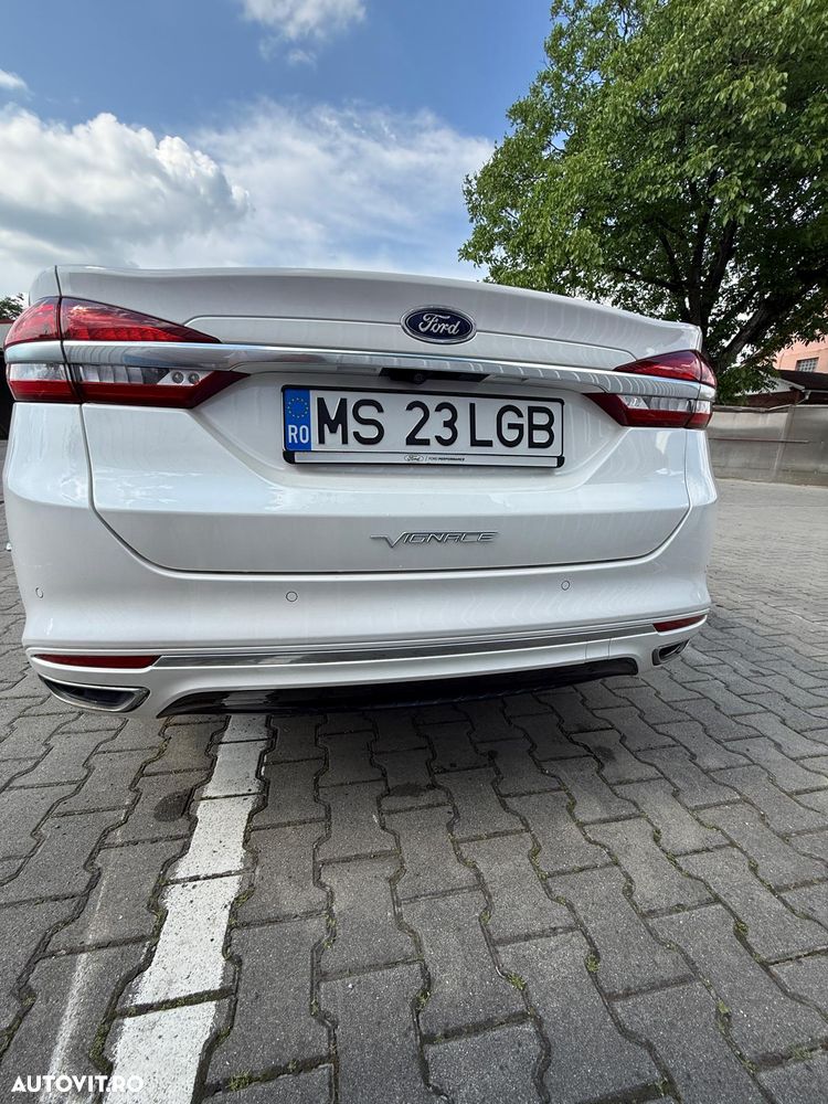 Ford Mondeo 2.0 HEV Vignale - 8