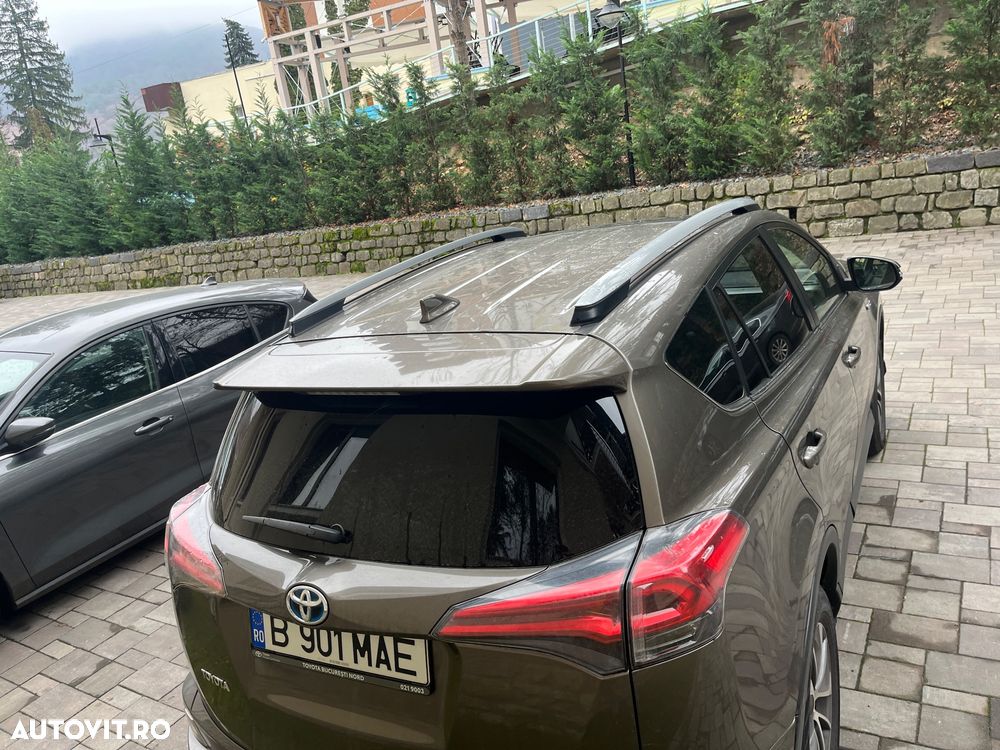 Toyota RAV4 2.5 VVT-i 4x4 Luxury - 11