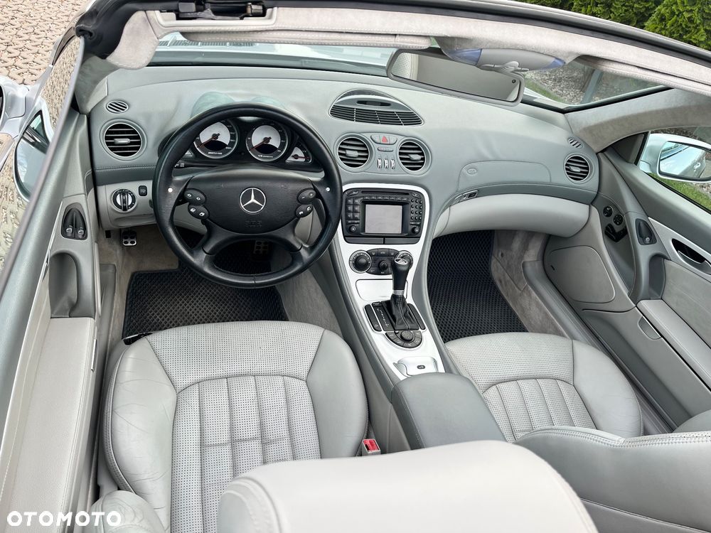 Mercedes-Benz SL 55 AMG - 9