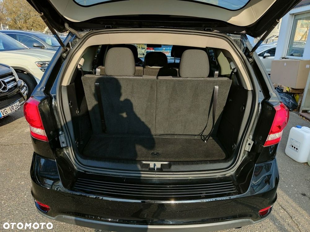 Dodge Journey - 36
