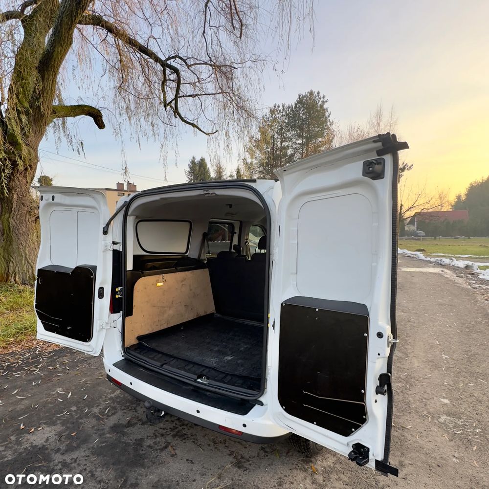 Fiat Doblo Kombi Maxi Active - 23