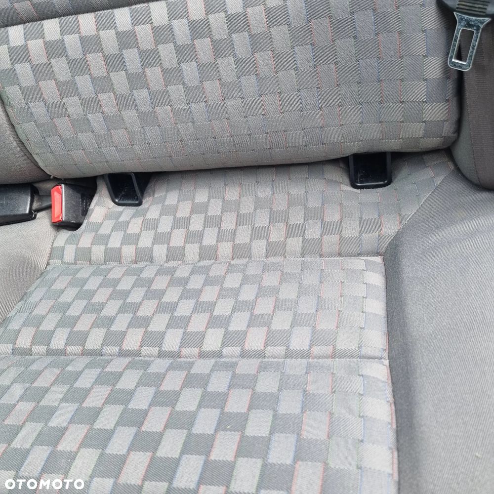 Audi A6 Avant 1.8T - 16