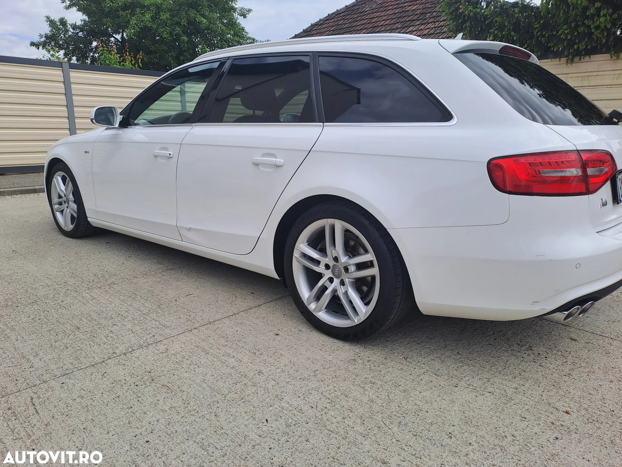 Audi A4 Avant 2.0 TDI DPF Attraction - 6
