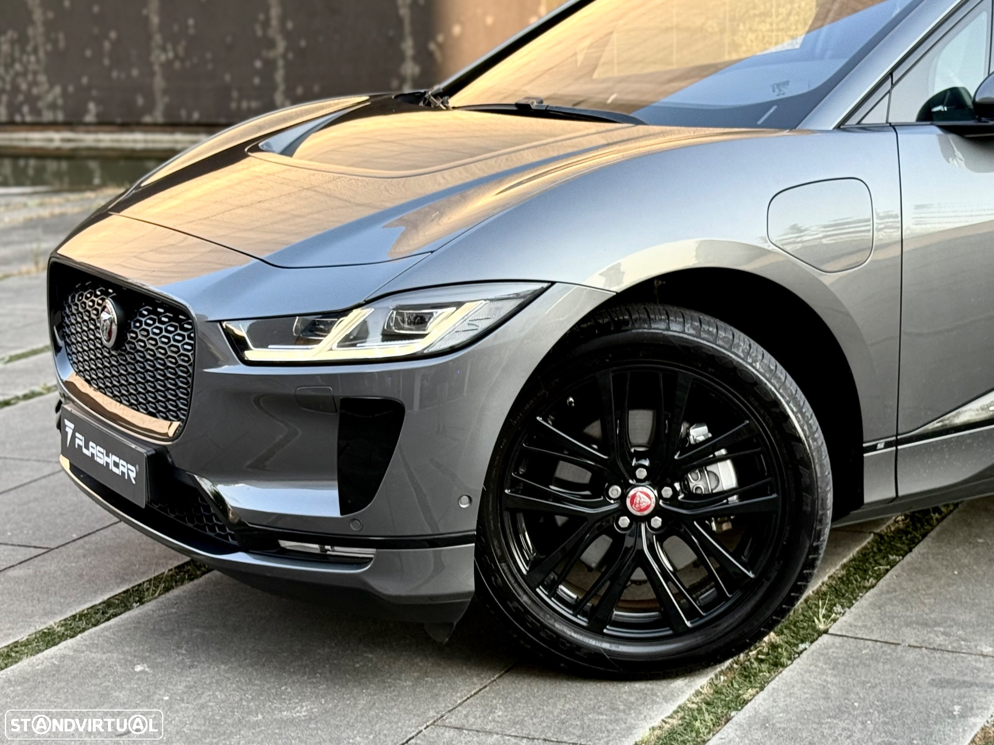 Jaguar I-Pace EV400 AWD S - 32