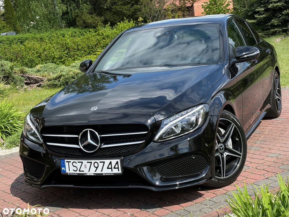 Mercedes-Benz Klasa C 180 9G-TRONIC AMG Line - 12