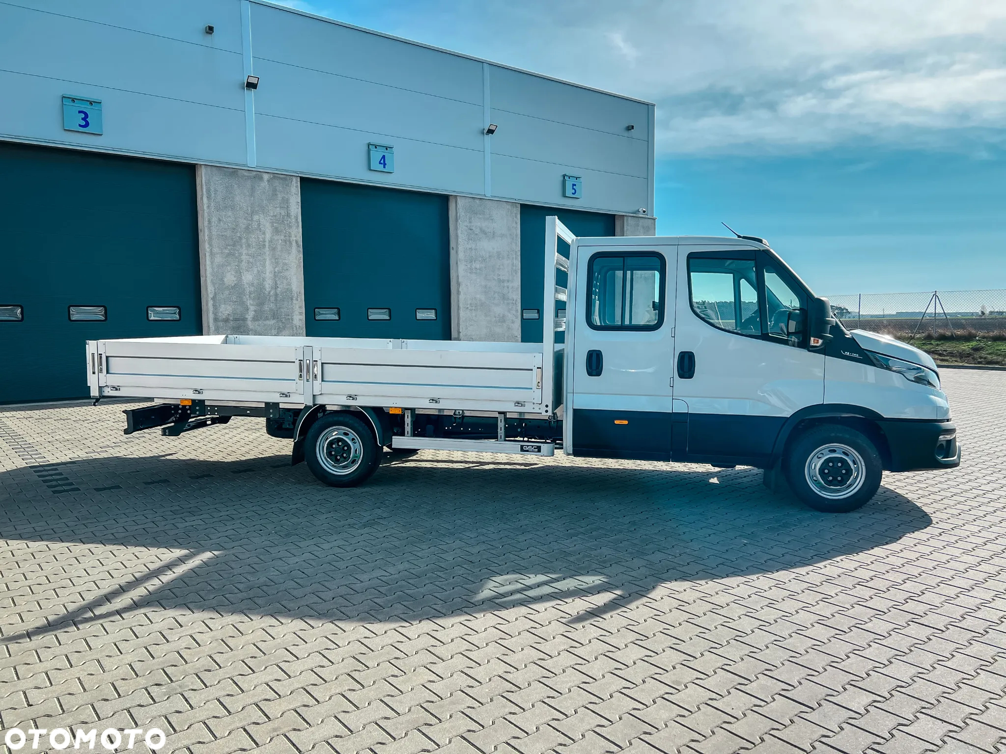 Iveco DAILY 35S16 D - 6