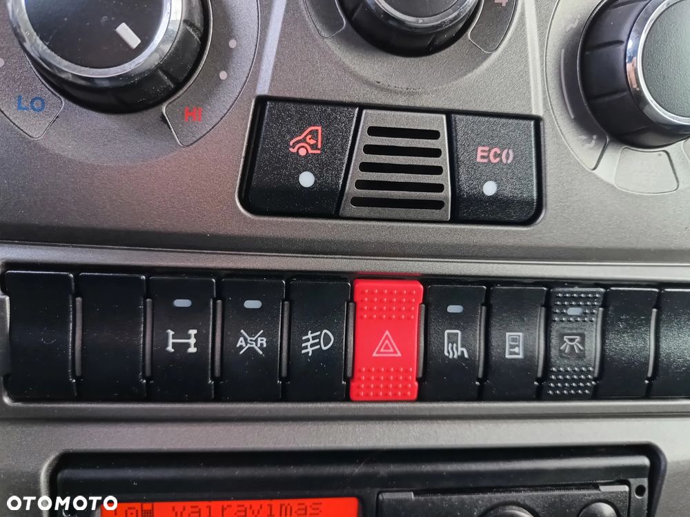 Iveco Daily 35c17 3.0 diesel 170 kM automat 2012 rok, WEBASTO, BLOKADA TYLNEGO MOSTU, GOTOWY DO PRACY! - 27