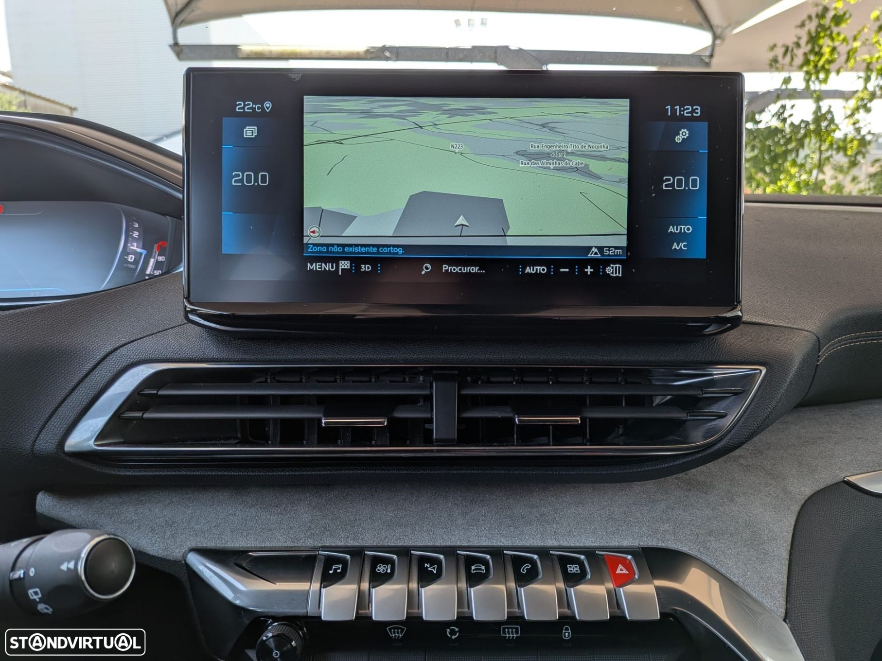 Peugeot 5008 1.5 BlueHDi Allure Pack EAT8 - 26