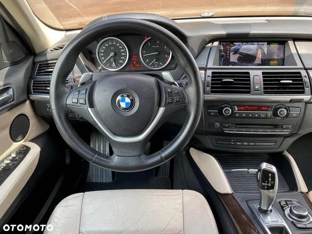 BMW X6 40d xDrive - 32