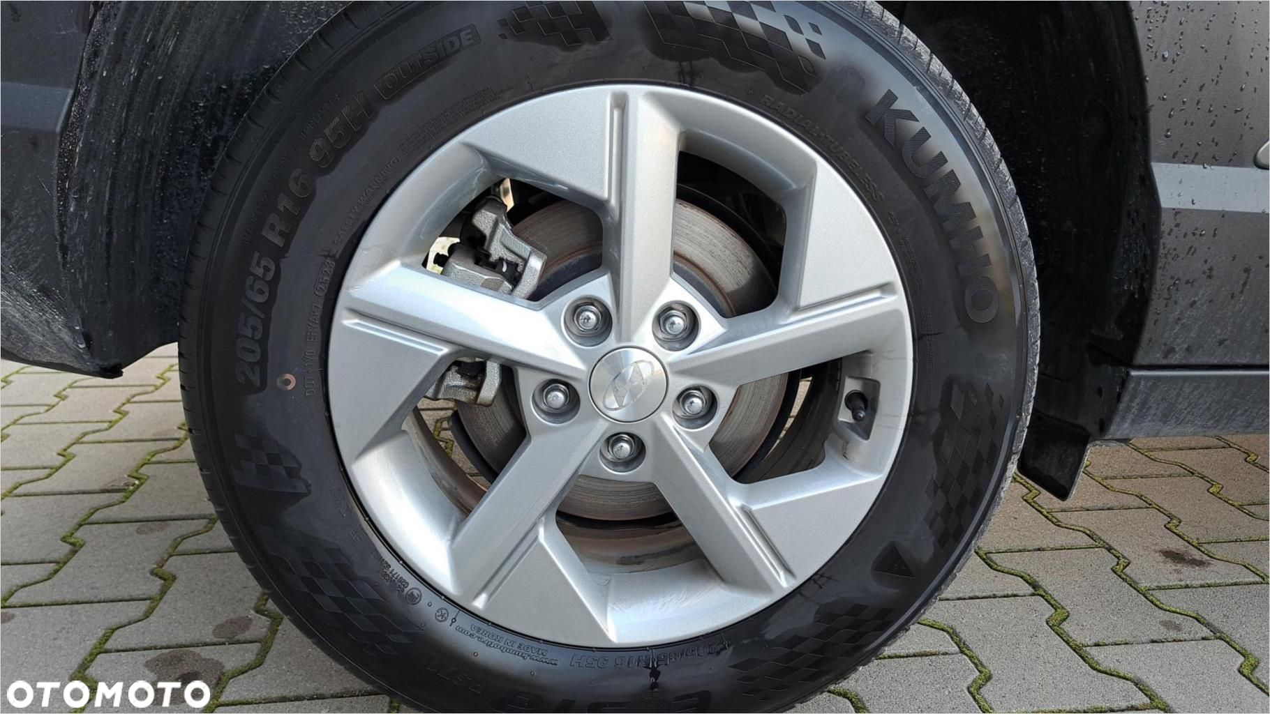 Hyundai Kona - 18