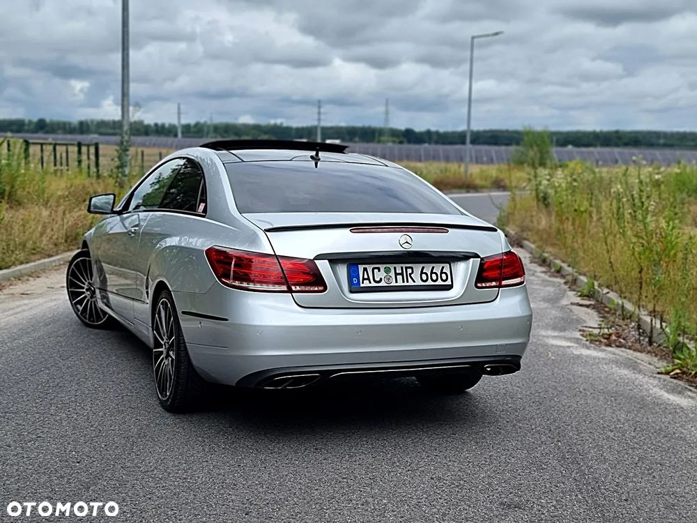 Mercedes-Benz Klasa E - 15