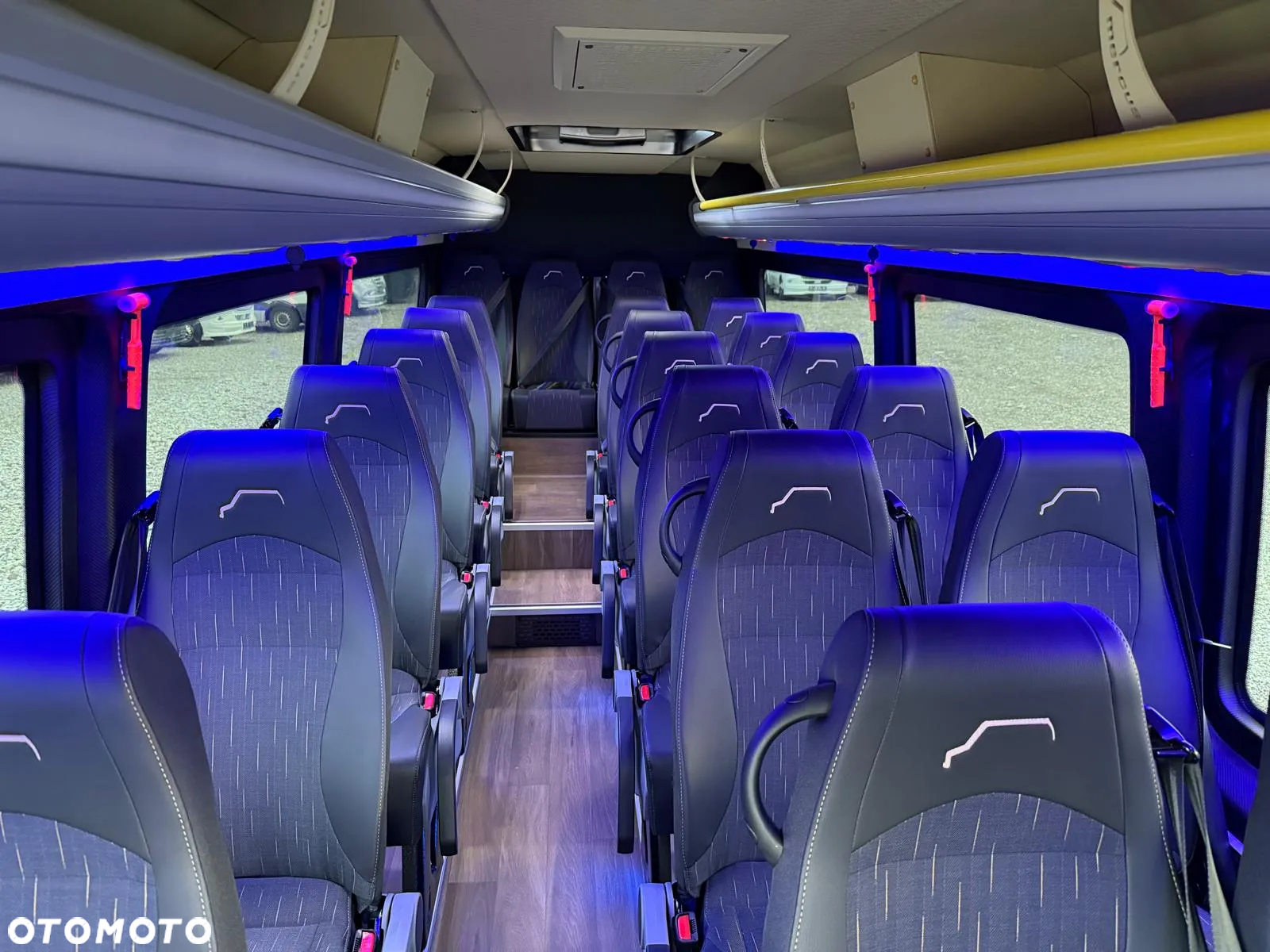 Mercedes-Benz Sprinter 519 - 16